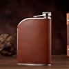 New 304 Stainless Steel Leather Wrapped 8 Oz Hip Flask High Grade Thickened Portable Outdoor Home Liquor Flask Wine Tool Gifts