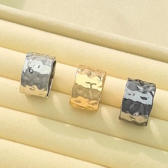 Simple Scarf Ring Minimalist Scarf Buckle Elegant Scarf Holder Slide Ring for Women Shawl Neckerchief Silk Scarves