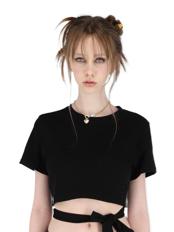 Cecese Ribbon Back Slit Crop T-Shirt Black Black/Free