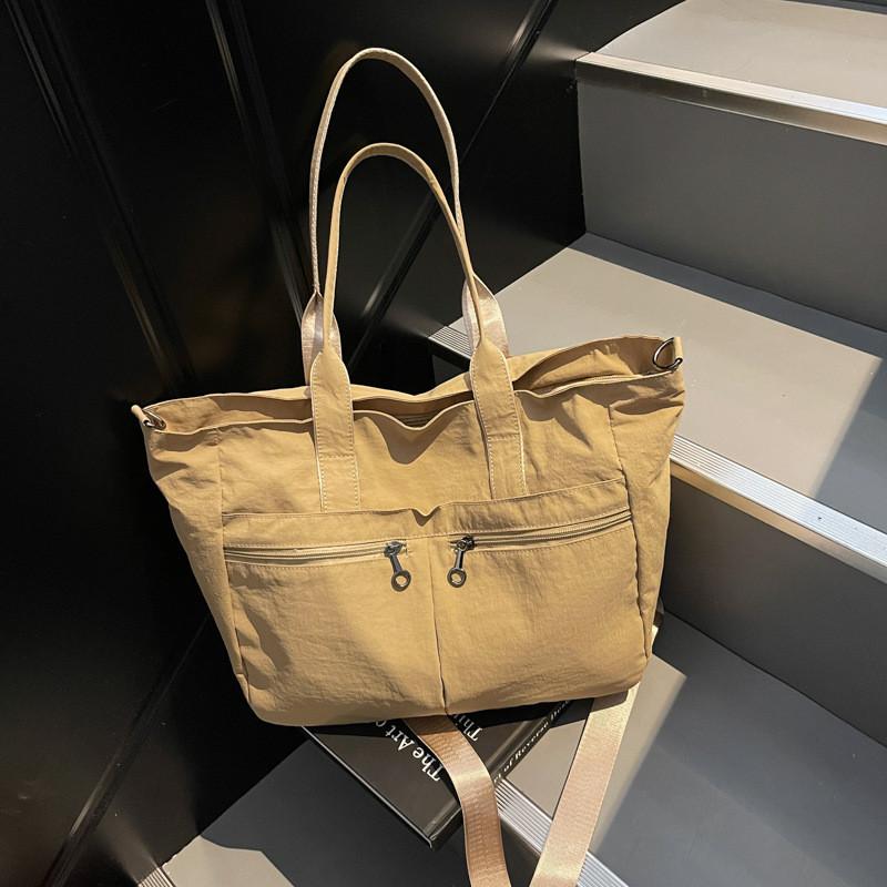 Minimalist Nylon Bag For Women With Zipper Closure And Inner Pocket For Daily Use