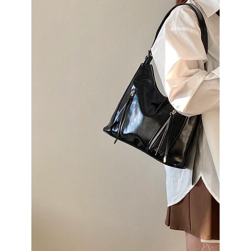 Retro Patent Leather Women's Shoulder Bags Large Capacity Ladies Crossbody Bag Solid Color Female Underarm Bag Tote Handbags