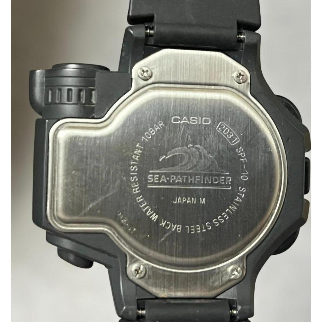 Used CASIO SEA-PATHFINDER with temperature sensor
