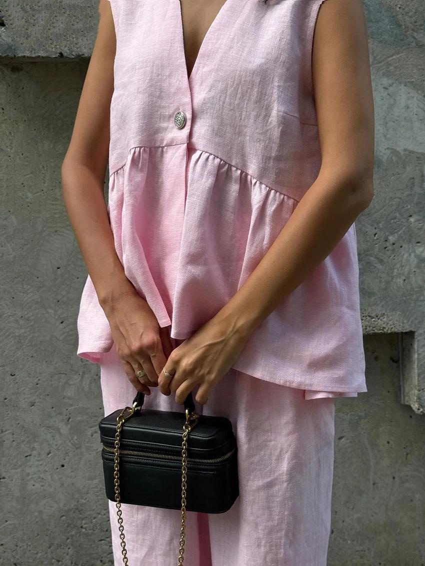 

Женский хлопковый комплект из двух предметов: топ без рукавов с V-образным вырезом, жилет и брюки M розовый