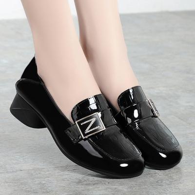 Spring Round Top Patent Leather Soft Sole Shoes Women Fashion Comfort Work Metal Buckle Comfort Square Heel Single Shoe