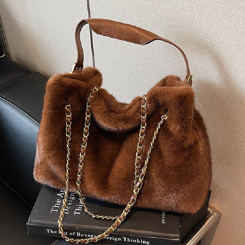 Autumn and winter fashionable versatile women's bags, hand-held fluffy bags, large-capacity shoulder bags, fluffy bags for women