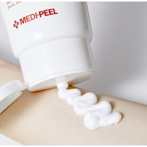 MEDIPEEL Red Lacto Collageen Clear 2.0 Bouncy Huid Reinigingsschuim 300ml