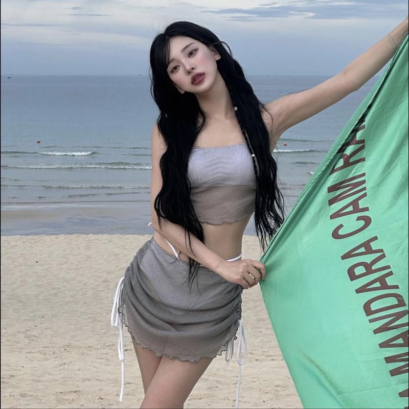 

Chic Low-Waist Women s Bikini Set with Short Skirt Extra Large