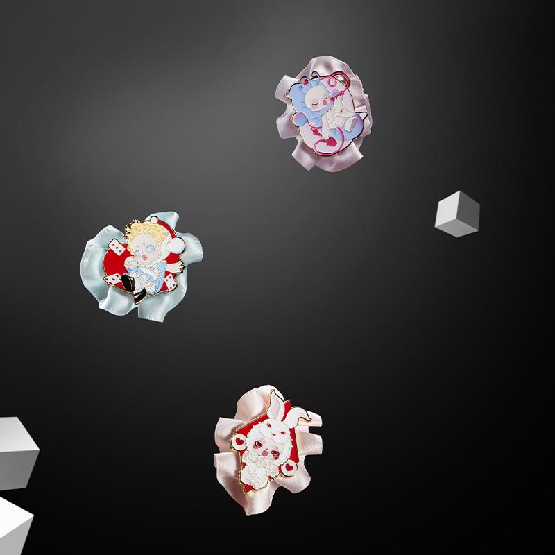 New POP MART SKULLPANDA Daily Wonderland Collection Badge Blind Box Products Single Mystery Box/Full Box 12 Pcs 1230131089