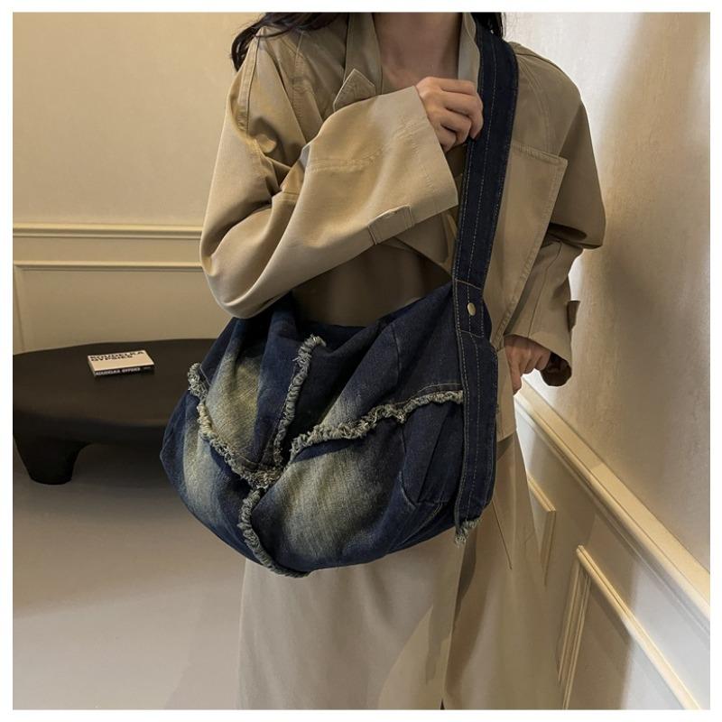 Large Capacity Denim Pillow Bag Women 2025 New Retro Casual Tote Bag