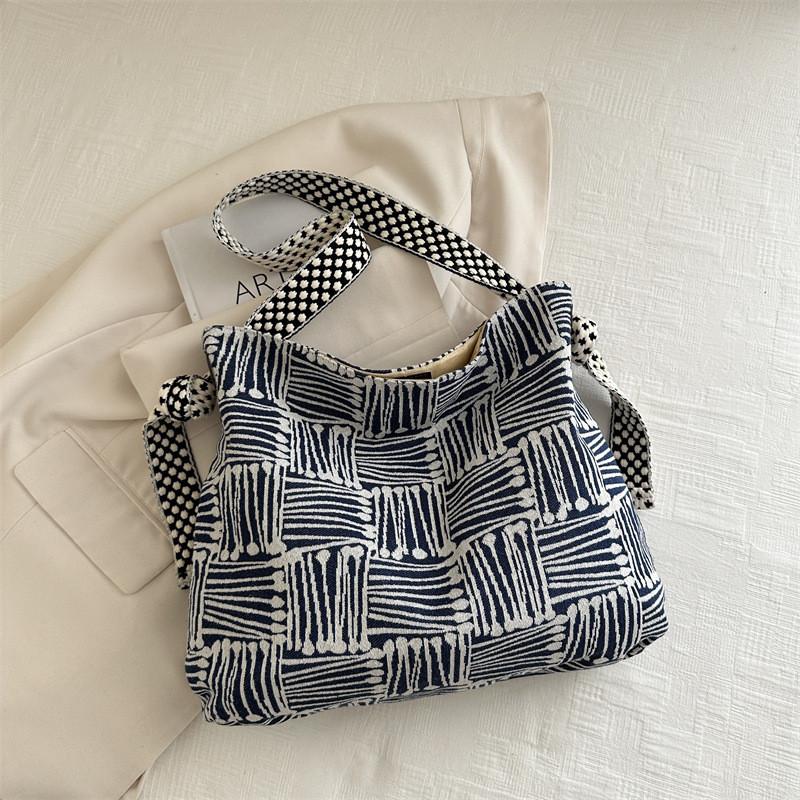 Elegant Khaki Tote Bag For Women With Soft Fabric Ideal For Street Style And Daily Outings