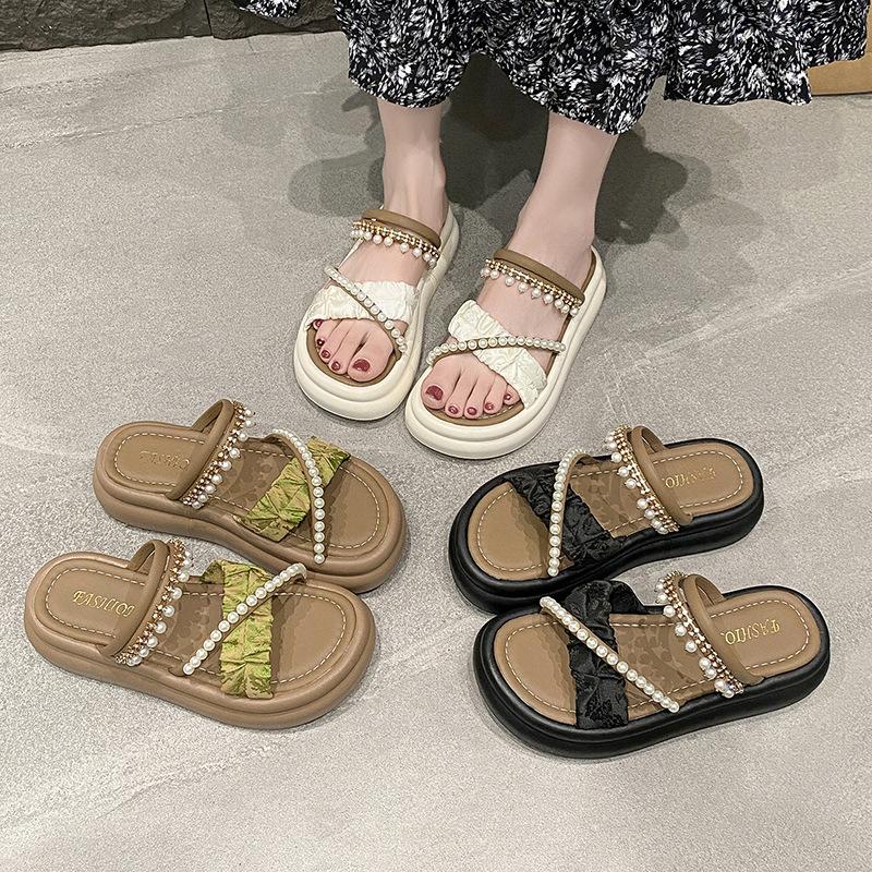 French Beautiful Fashion Cool Slippers 2025 Summer New Wear Comfortable Dual-purpose Beach with Skirt Cool Slippers Women