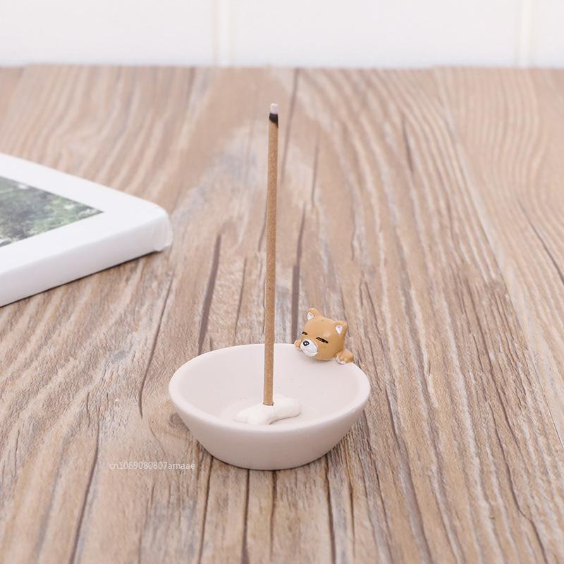 Cute Incense Stick Burner Ash Catcher Incense Holder Aromatherapy Plate Resin Rabbit Puppy Ornament for Home Spa Decoration