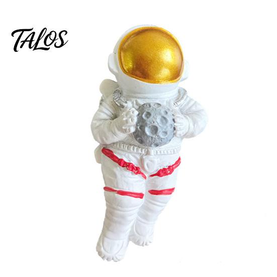 Resin Cartoon Magnets Astronaut Refrigerator Magnet, 3D Flying Saucer Fridge Office Whiteboard Accessories Space Theme Decoration for Kitchen Cabinet
