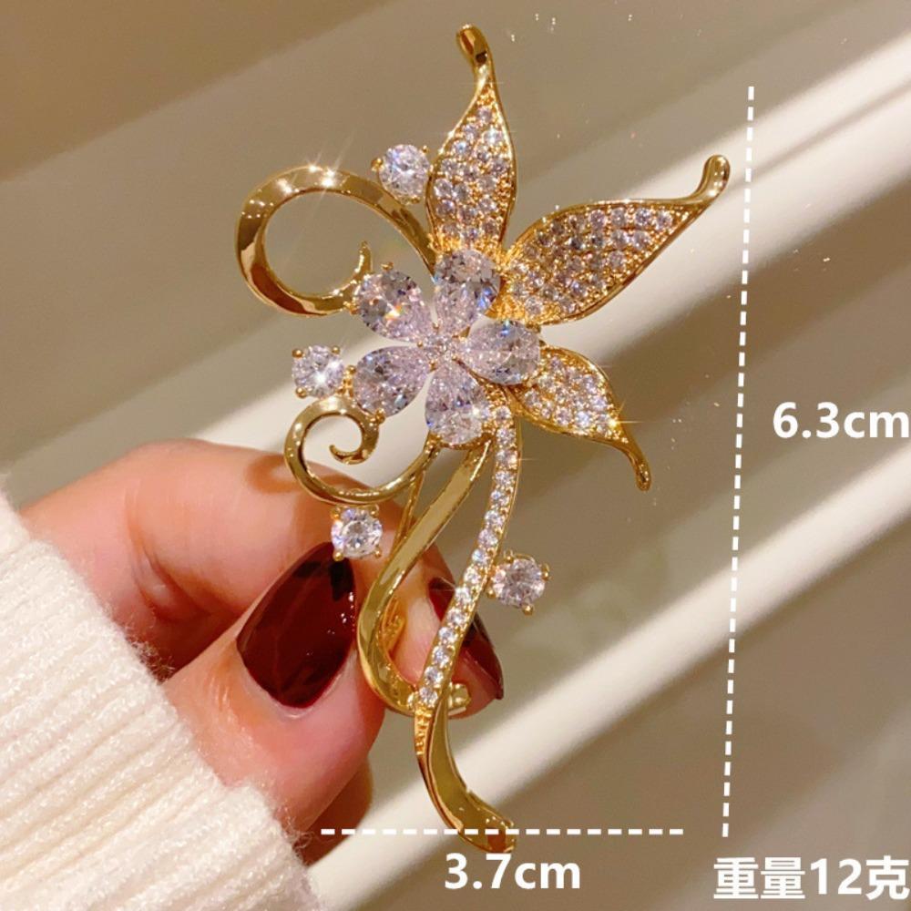 Diamond Butterfly Versatile Simple Brooch Flower Anti-light Pin Clothing Accessories Corsage