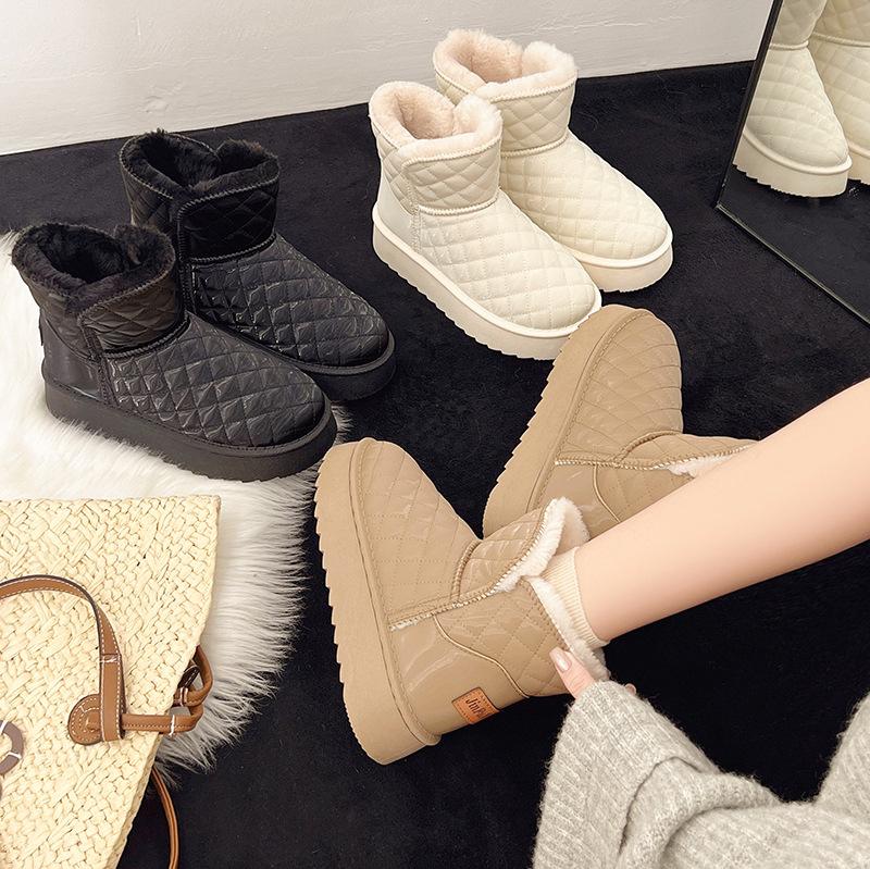 Processing customized new winter non-slip velvet thick-soled popular fashionable versatile snow boots women's comfortable cotton shoes