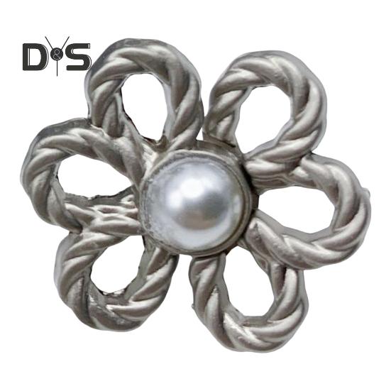 Pant Waist Tightener Flower Design Button Reusable Waist Adjuster No-Sewing Adjustable Waist Buckle for Loose Jeans Skirts