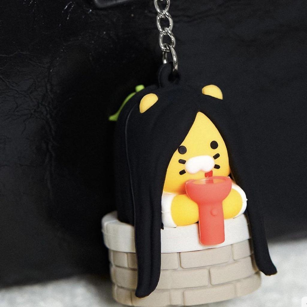 [USED] Kakao Friends Chunsik LED Keyring Ghost Halloween Korea Exclusive