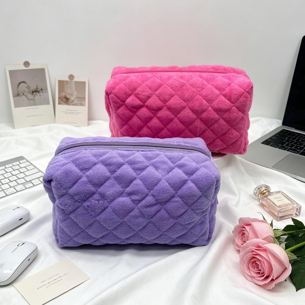 Plush Travel Toiletry Bag With Zipper For Women Storage Organizer