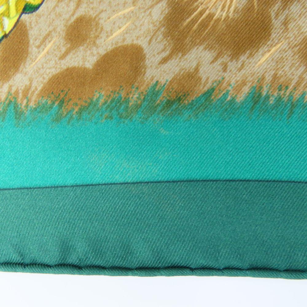 Used HERMES Scarf Calle 90 Silk Green Multicolor CASOUES Et PLUMETS