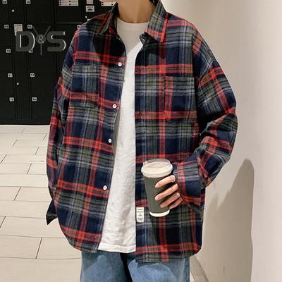 Outono Primavera Homens Camisa Gola virada para baixo Trespassado Solto Xadrez Estampa Comprimento Médio Streetwear Cardigan Bolso no Peito Casaco Top