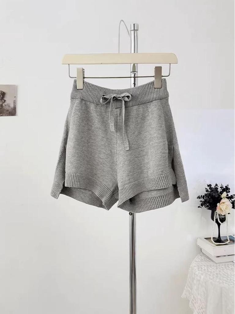 Women's Korean Style Knit Shorts with Drawstring and Wide-Leg Design - Spring 2026, Age-Defying, Solid Color, Leg-Lengthening.