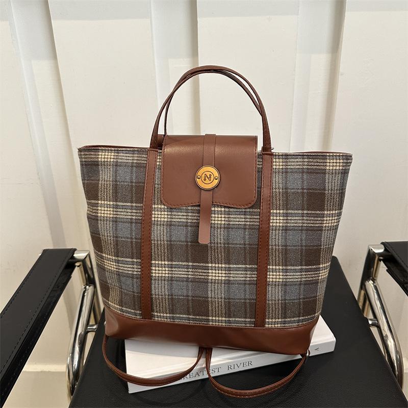 

Plaid popular large-capacity multi-purpose backpack women s retro casual versatile commuter class new shoulder bag
