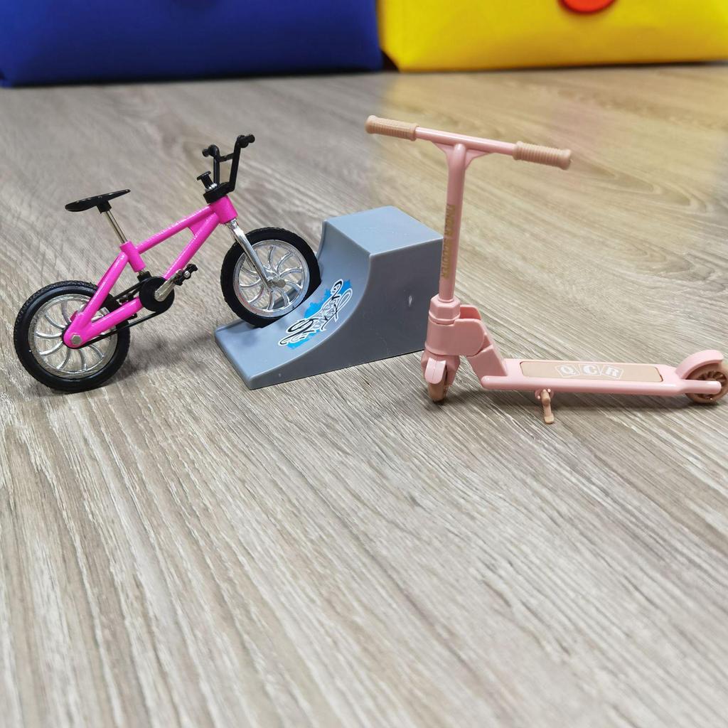 Mini Finger Bike and Skateboard Toy Set