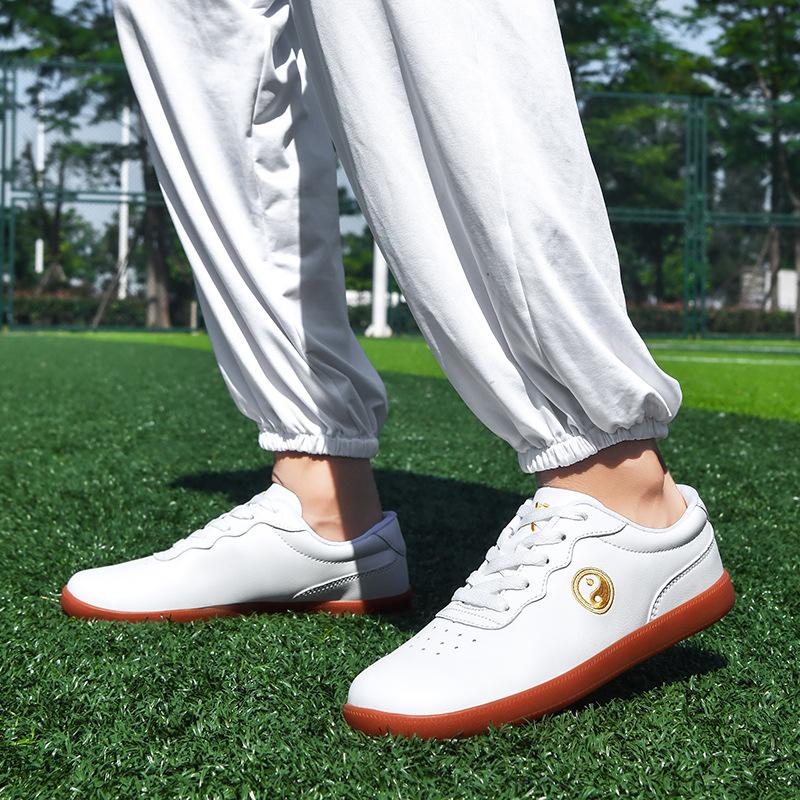 Tai Chi Shoes Microfiber Leather Beef Tendon Sole Baduanjin Practice Shoes Martial Arts Performance Competition Sports Shoes Breathable Spring and 