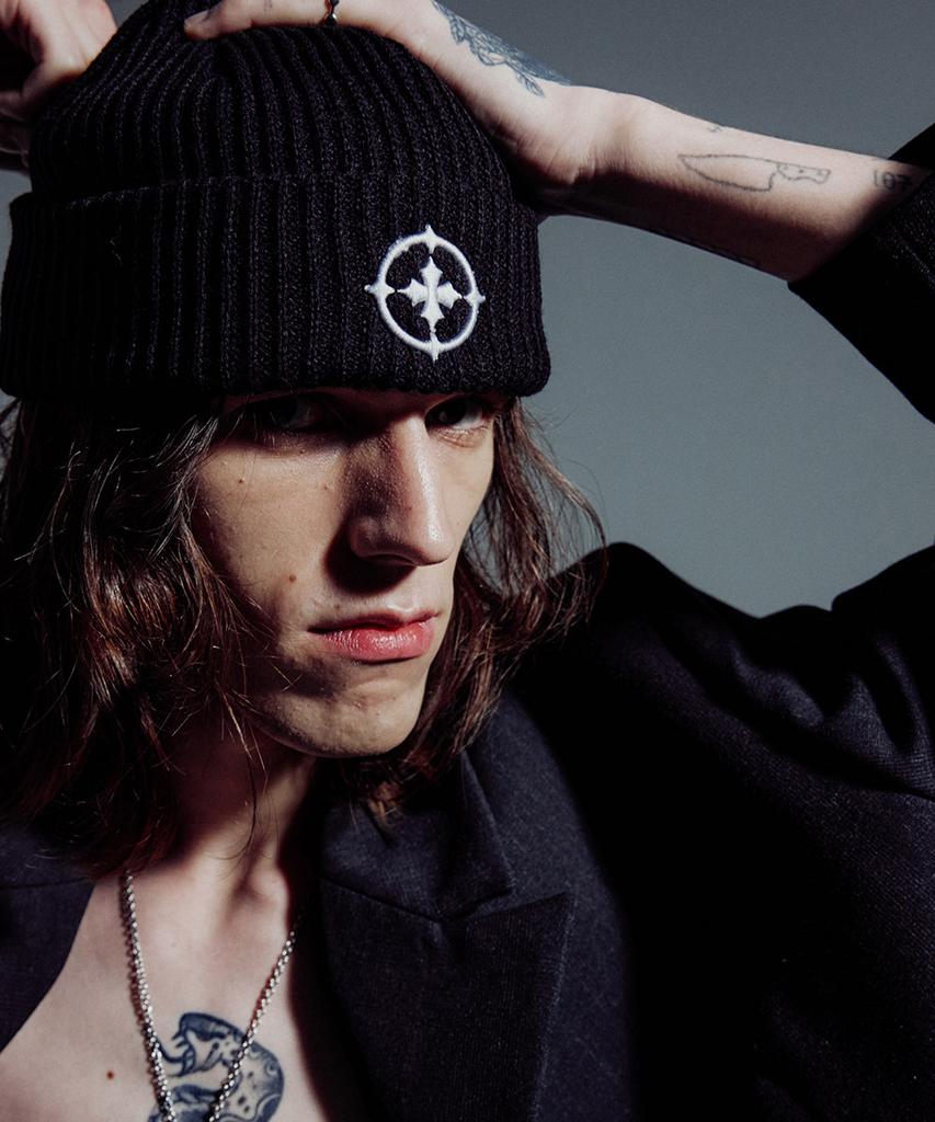 Loyalpiseu Compass Beanie