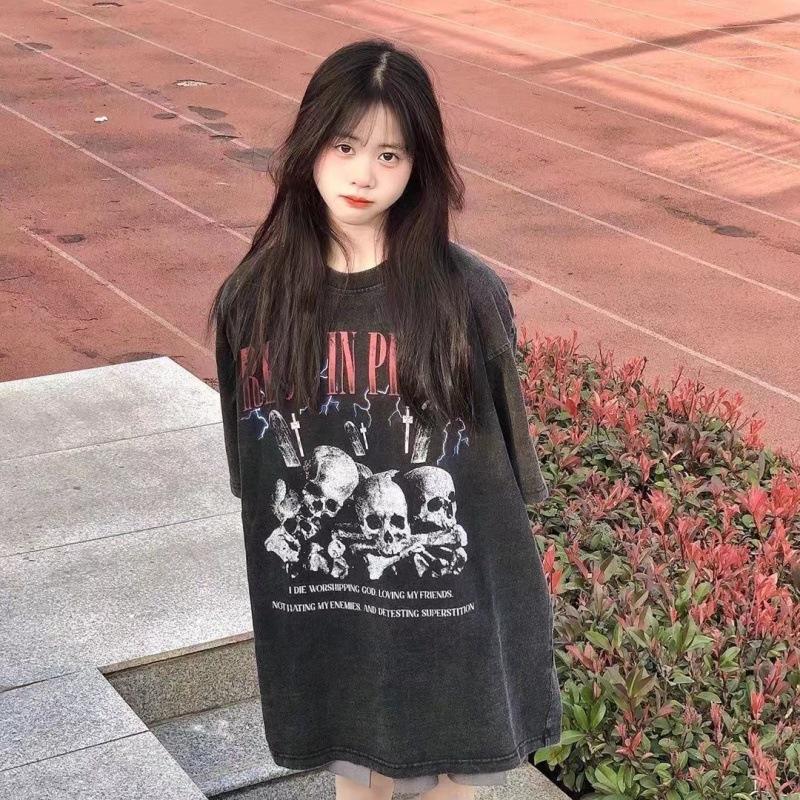 

** Trendy Women s 2025 Washed & Distressed Cotton T-Shirt - Dark, Loose Fit, Short Sleeves ** L промывают черный