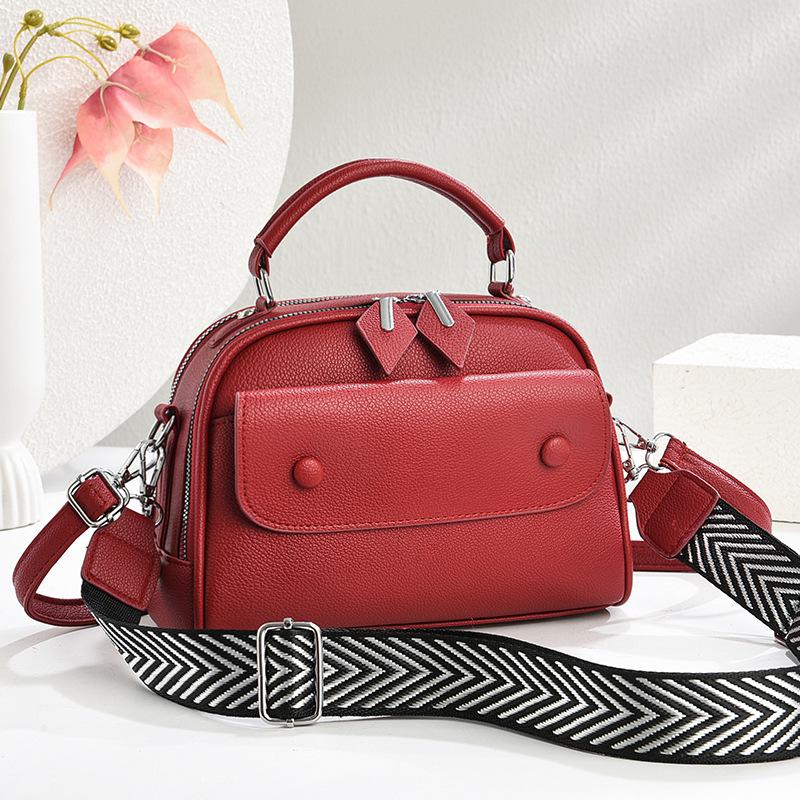 Temperament and texture small square bag new casual crossbody bag fashion commuter shoulder bag versatile handbag bags