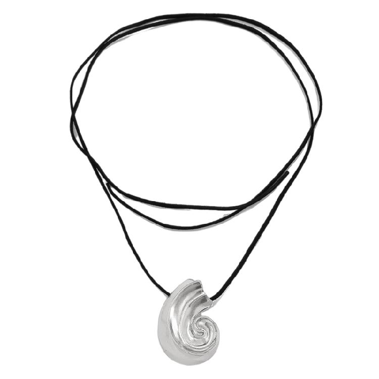 Screw Pendant Collar Necklace Elegant Screw Pendant Necklace Essential Ear Studs