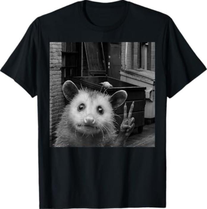 Opossum Selfie with Trash Bin Funny T-Shirt S разноцветный