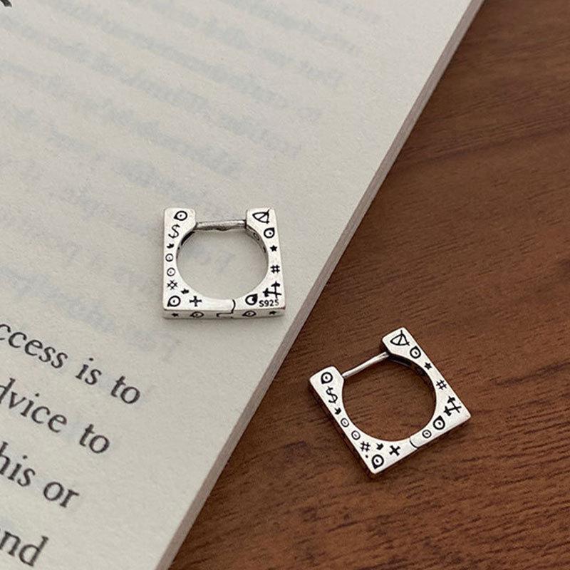 Chao Xiaobai S925 Sterling Silver Graffiti Square Earrings: Retro, Versatile, Unique Style for Women