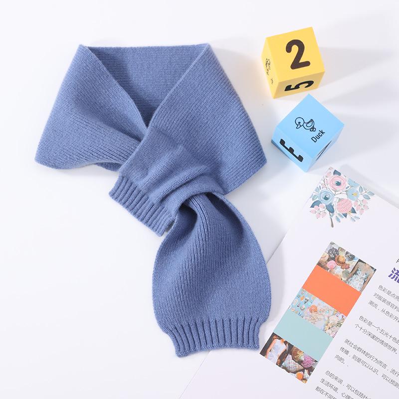 Children's 100% Wool Knitted Scarf, Autumn/Winter, Cross Neck Warmer for Boys and Girls.