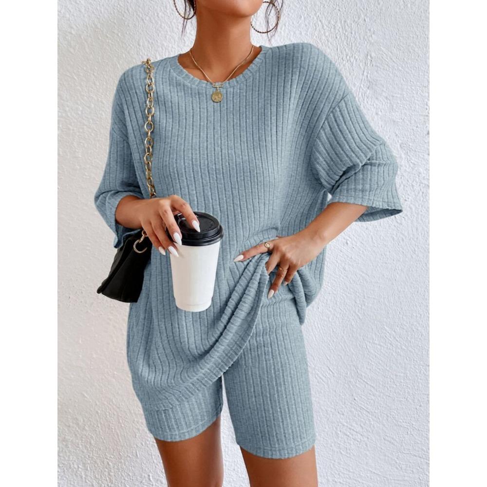Women's Spring Solid Color Casual Outfit, Crew Neck Loose Top & Shorts Two-Piece Set