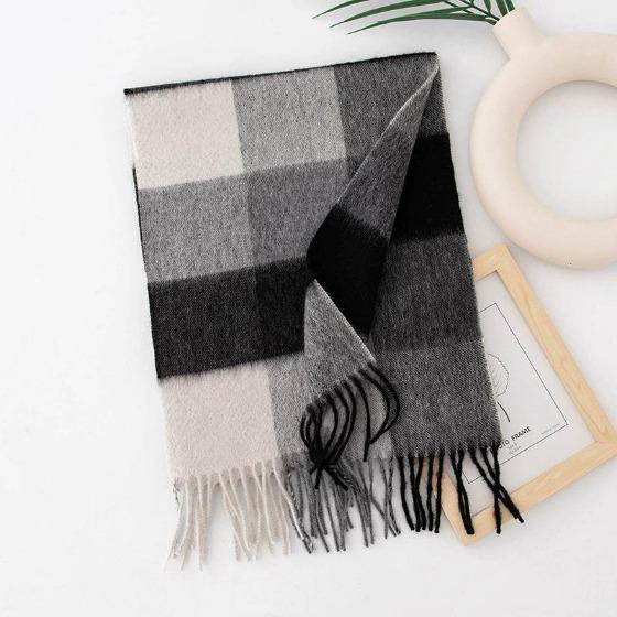 Plaid Scarf for Women 100% Wool Shawl All-Match Tassel Warm Comfortable Luxury Clothes New Fashion Autumn Winter Scarves