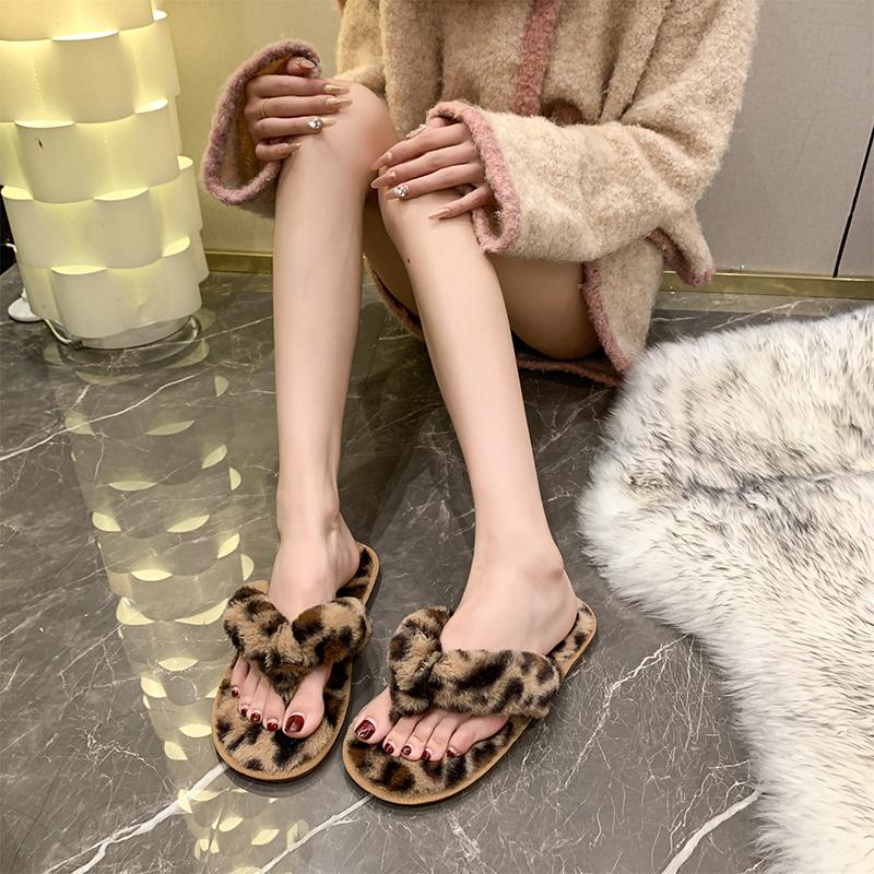 Fashion 2024 New Women's Thick-soled Non-slip Plush Slippers Autumn and Winter New Home Indoor Cotton Shoes Women's Plush Flip-flops
