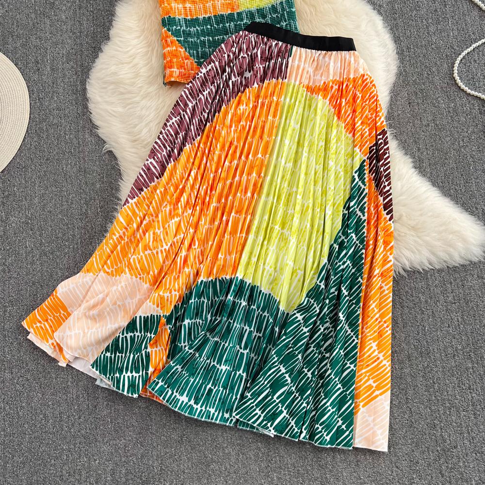 Ladies Fashion Set Crew Neck Slim Short Top Two Piece High Waist Printed A-Line Pleated Skirt