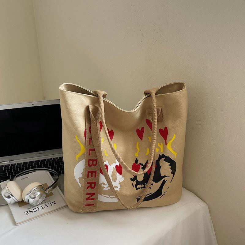 

Простая индивидуальность, модный тренд, повседневная текстурная сумка-тоут через плечо 2025 осень новая женская сумка большой вместимости хаки