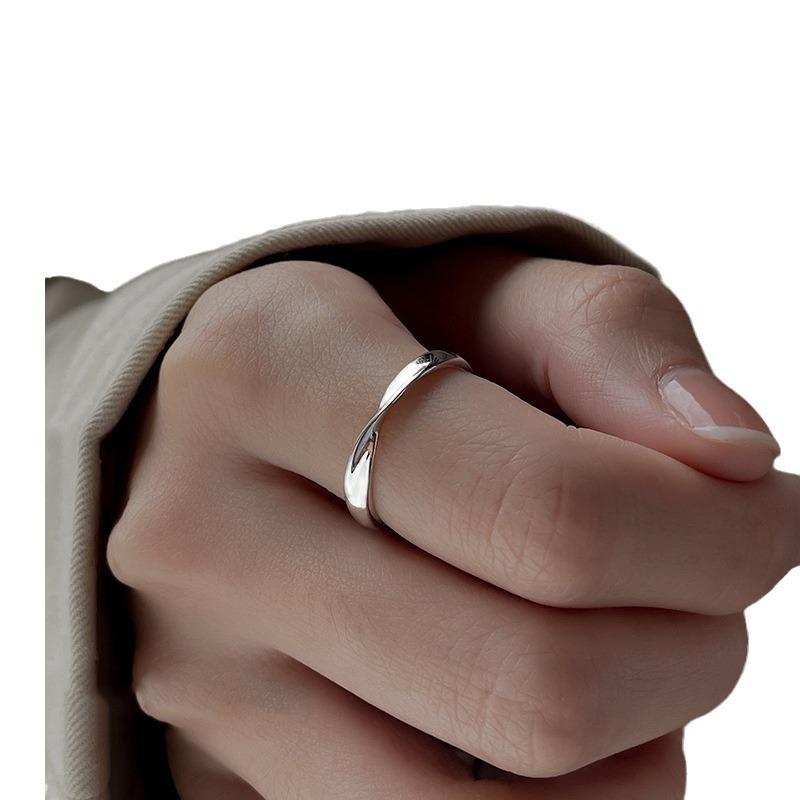 Ring - Women's Niche Design Simple Ring with Elegant and Luxurious Feel, Cool and Calm Style Finger Ring