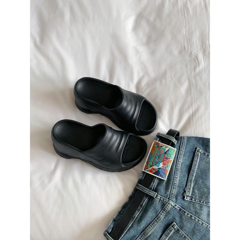 ~ Shibuya Spice Girl~ Round Head Wide Face Thick Bottom Heightening Artifact Shows Legs Long Outer Wear Slippers