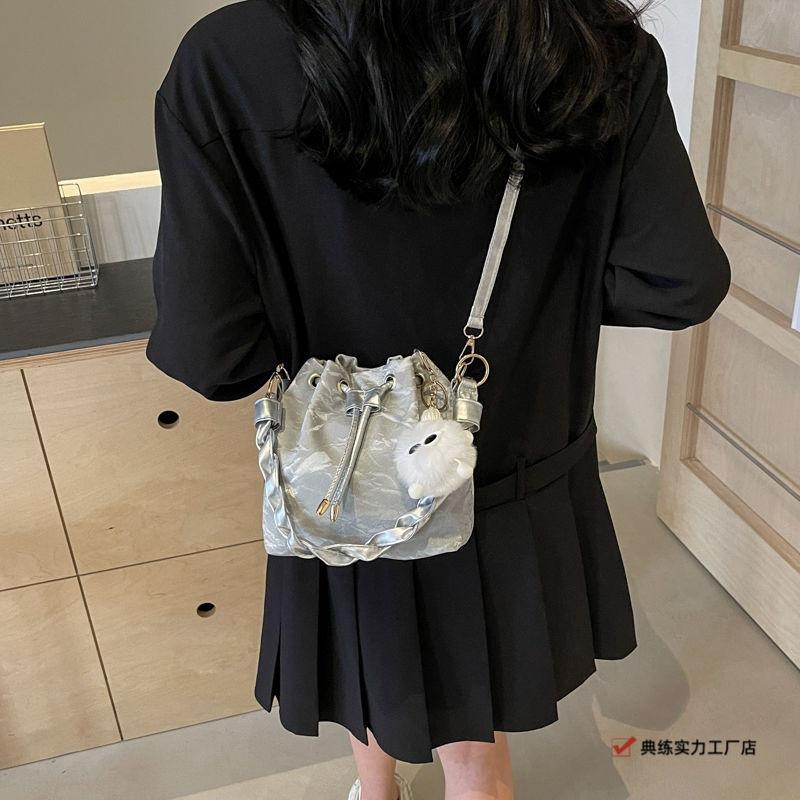 Bag Korean Versatile Bucket Bag Summer New Fashion Niche Shoulder Messenger Bag Women's Handbag