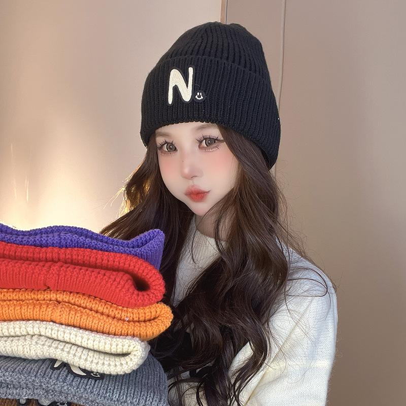 Women's Autumn and Winter New Dopamine Wool Hat Korean Versatile Knitted Hat Student Outdoor Warm Face Showing Small Cold Hat