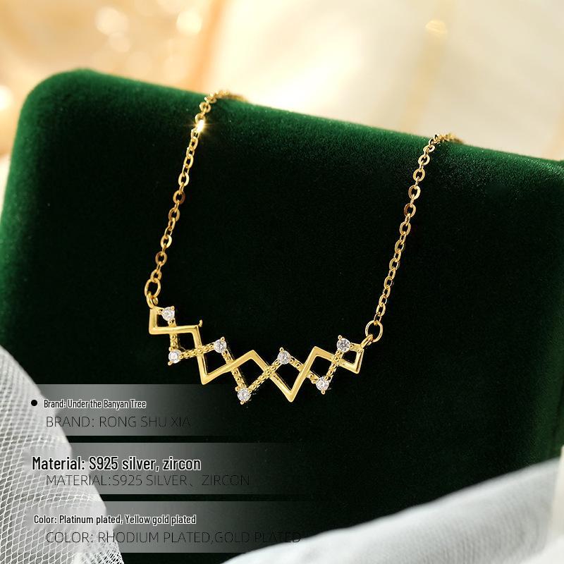 Silver Dream Catcher Lace Necklace - Simple, Luxurious Design for Women