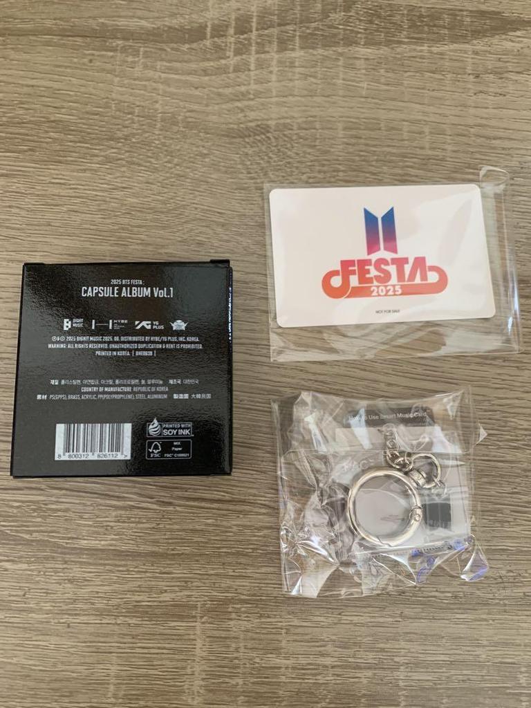 [USED] BTS CAPSULE ALBUM Photo Card Keychain Jimin