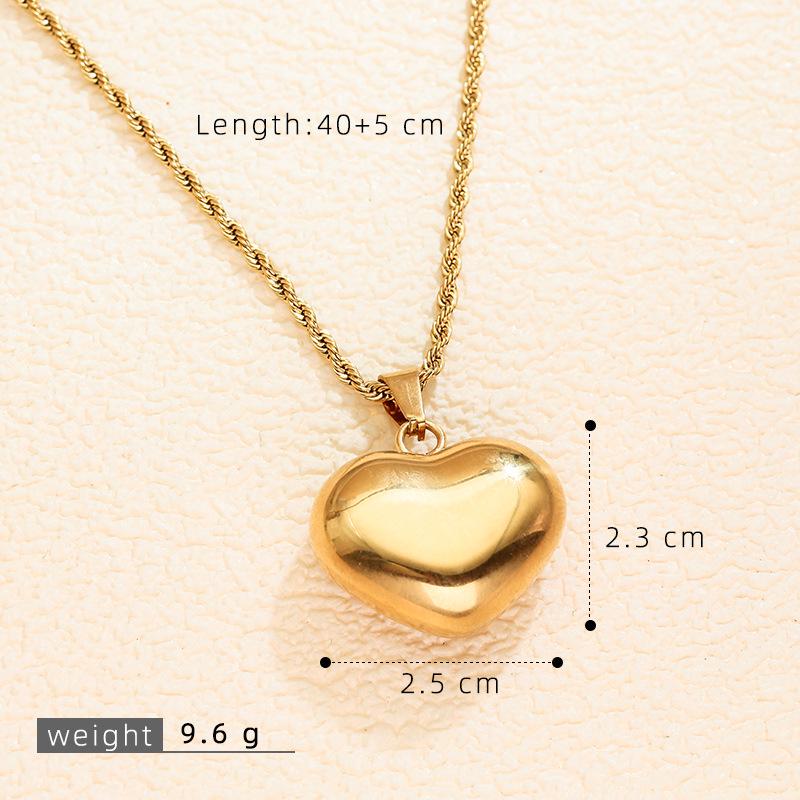French Heart Stainless Steel Pendant Necklace - Simple & Polished Clavicle Chain