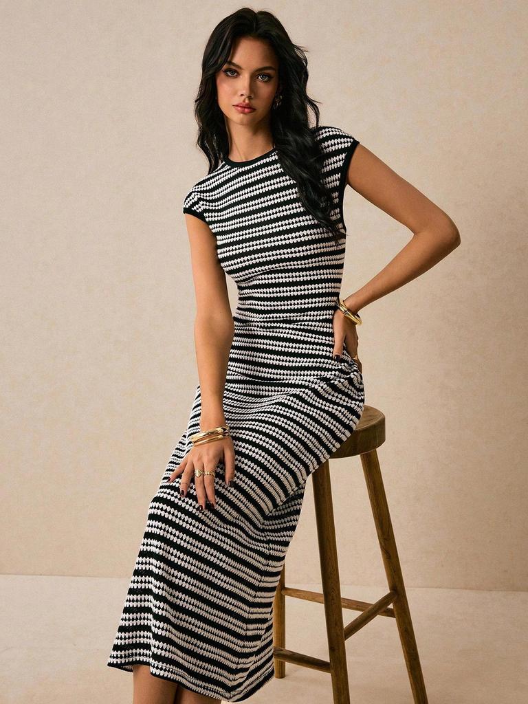 Color Block Stripe Waist-Cinching Round Neck Short Sleeve Women's Maxi Dress