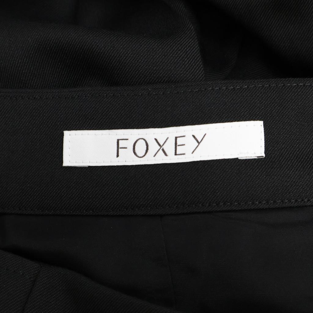 FOXEY Black 40158 Pleated Crystal Pants Bottoms 38 blackUsed