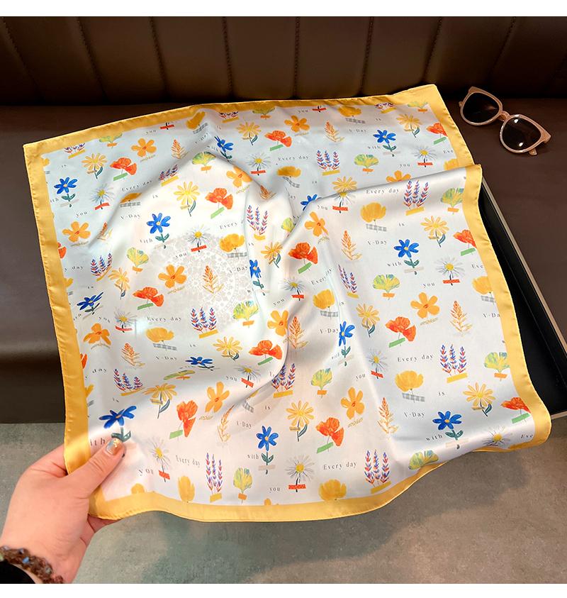 Women S Fresh Printed Square Scarf Fashion Versatile Summer Sun Protection